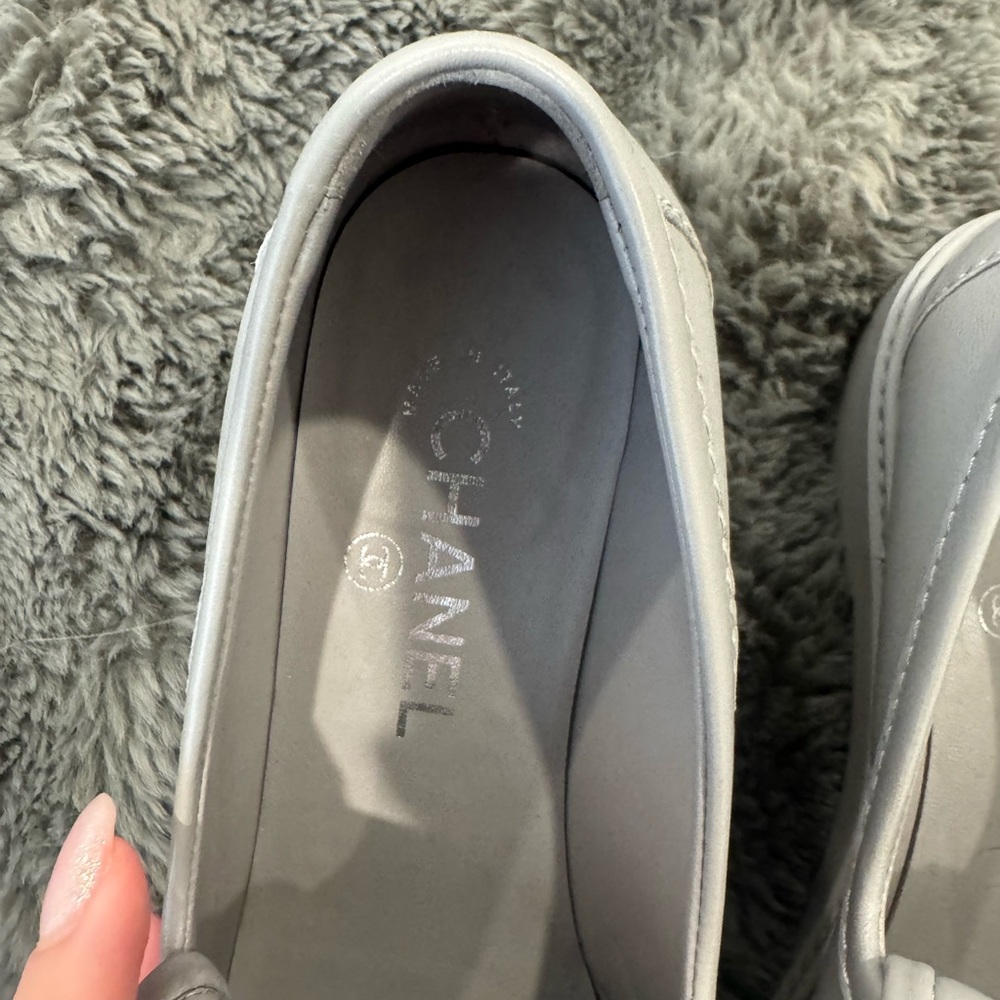 Chanel 21B Grey Quilted Flap Turnlock CC Logo Silver Mule Slip Flat Loafer 37.5 - Picture 11 of 12